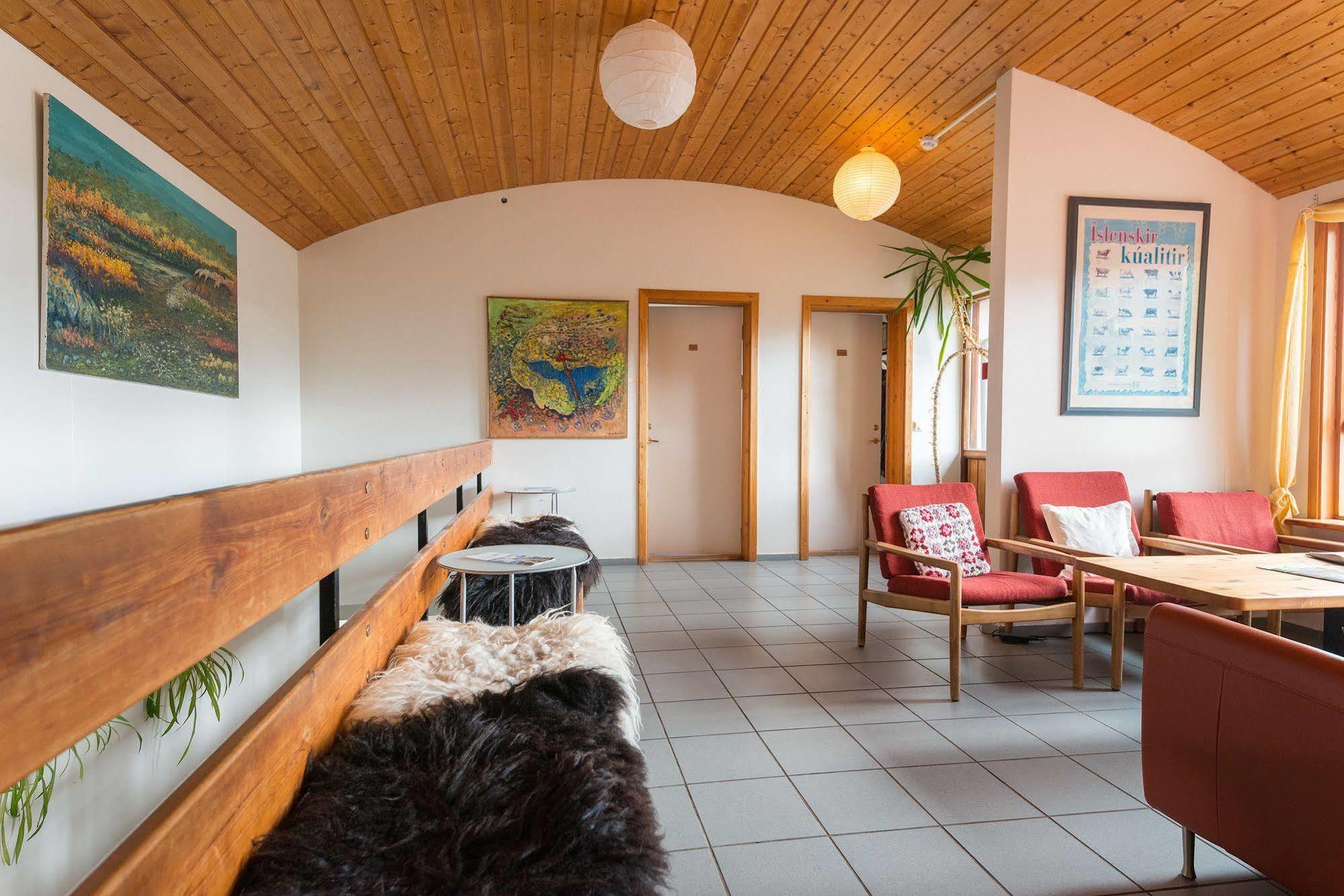 Brekkulaekur Guesthouse Hunathing Vestra Esterno foto