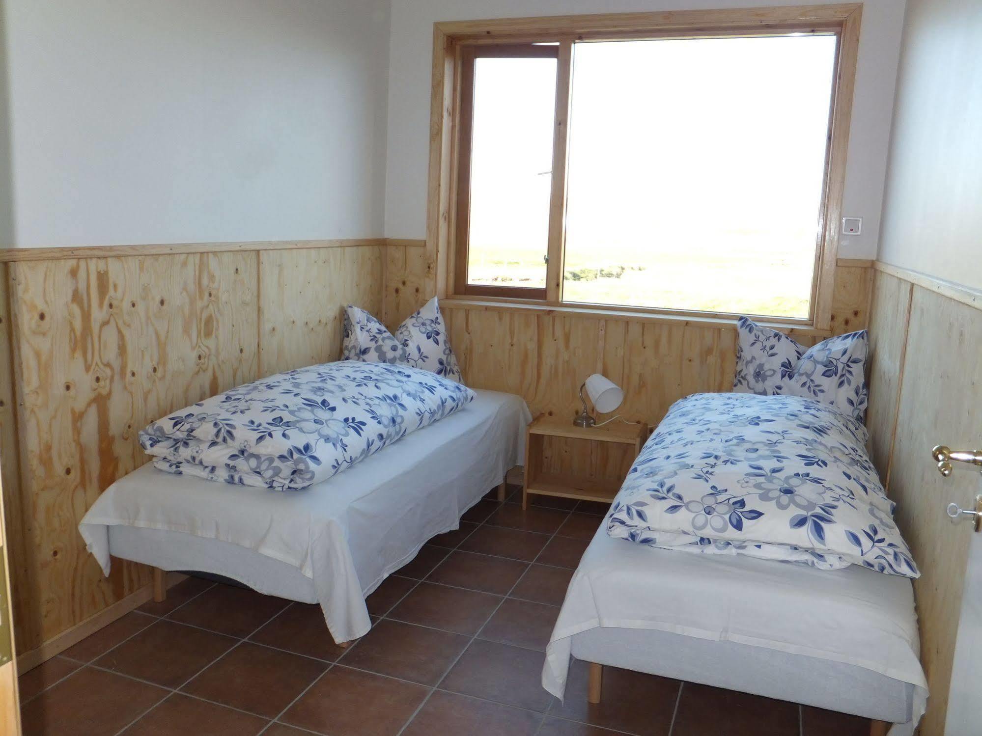 Brekkulaekur Guesthouse Hunathing Vestra Esterno foto
